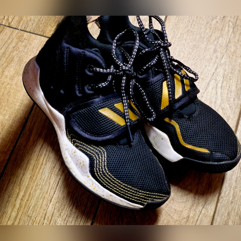 Black and Gold Athletic Sneakers 4.5 Kids